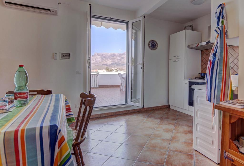 Il Mare In Giardino Apartment Scauri  Exterior photo